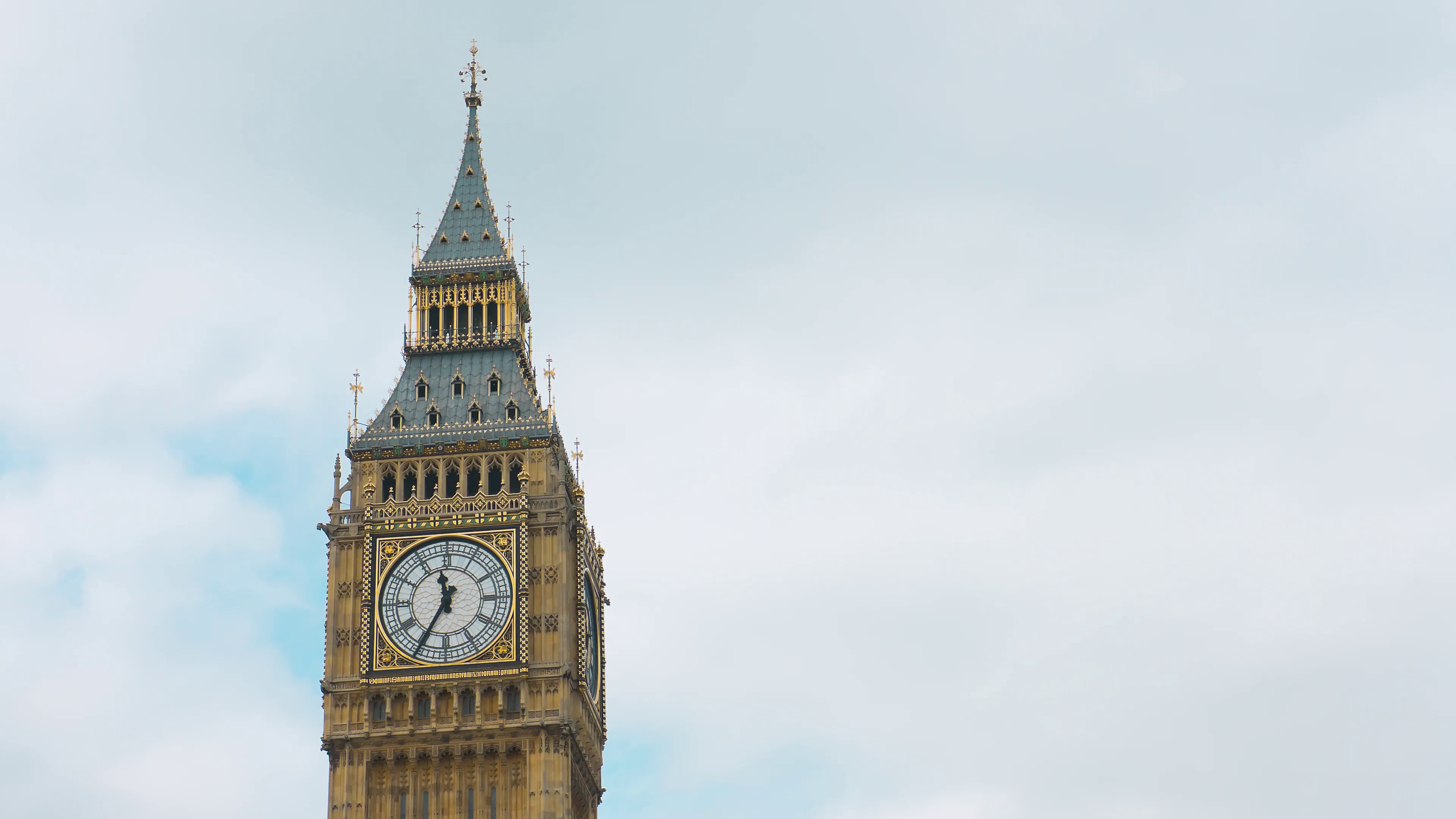 London Clock Tower PNG File pngteam.com